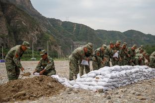 吉鲁：夺得欧洲杯冠军我就会退出国家队，原本去年世界杯就打算退